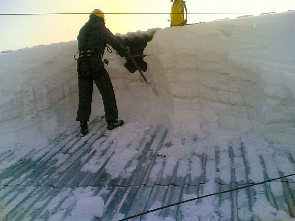 Уборка снега цена в Красногорске