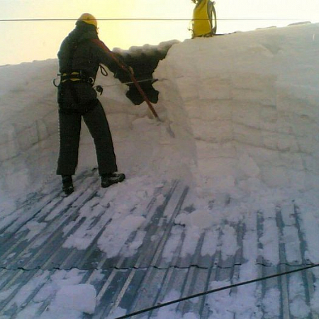 Уборка снега цена в Красногорске